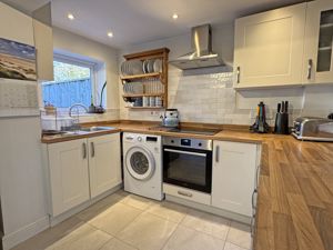 Photo 11- click for photo gallery